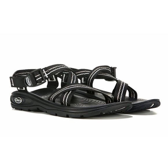 Chaco Z/Volv Strappy Outdoor Sport Black Sandals Women’s Size 8 NWOT - Picture 1 of 13